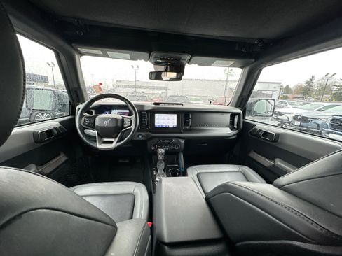 Used 2022 Ford Bronco Black Diamond w/ Sasquatch Package image 29