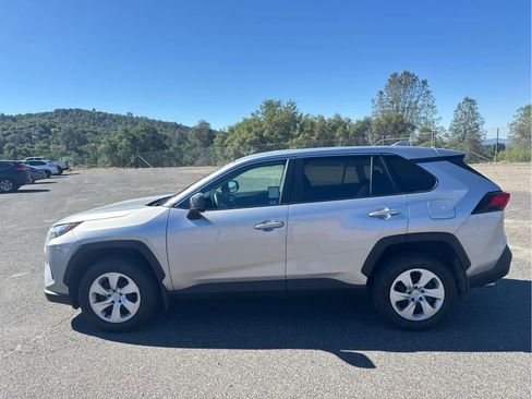 Used 2024 Toyota RAV4 LE image 8