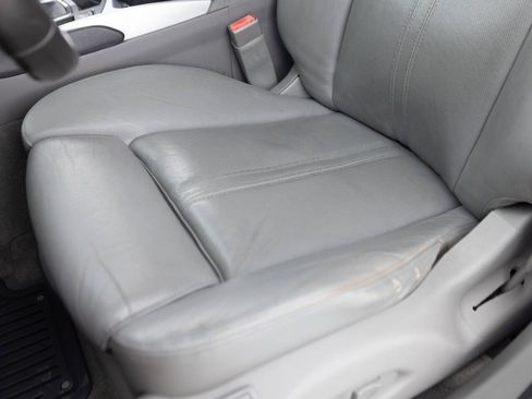 Used 2011 Cadillac SRX Luxury FWD image 23