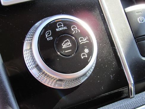 Used 2023 Mitsubishi Outlander SE FWD image 30