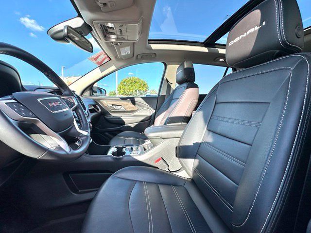 Used 2022 GMC Terrain Denali AWD/4WD image 31
