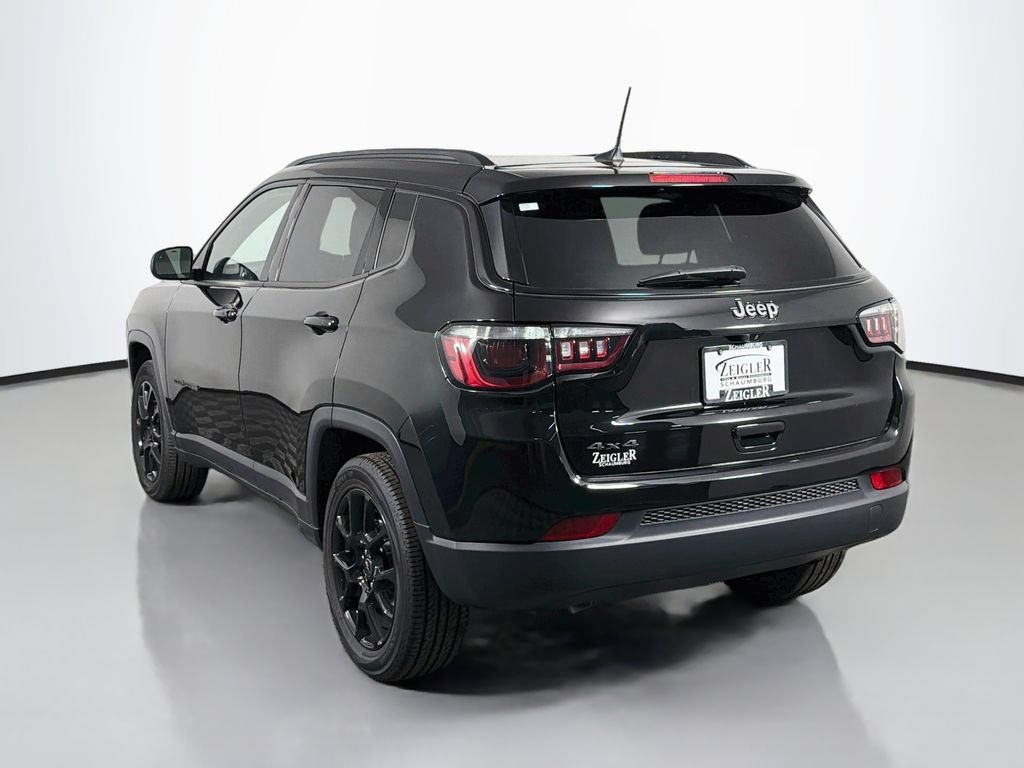 New 2026 Jeep Compass Latitude w/ Sun and Sound Group AWD/4WD image 5