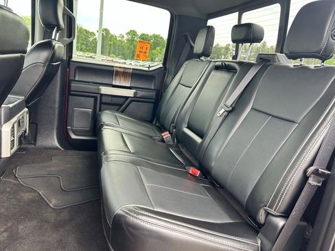 Used 2018 Ford F150 Lariat w/ Heavy-Duty Payload Package AWD/4WD image 16