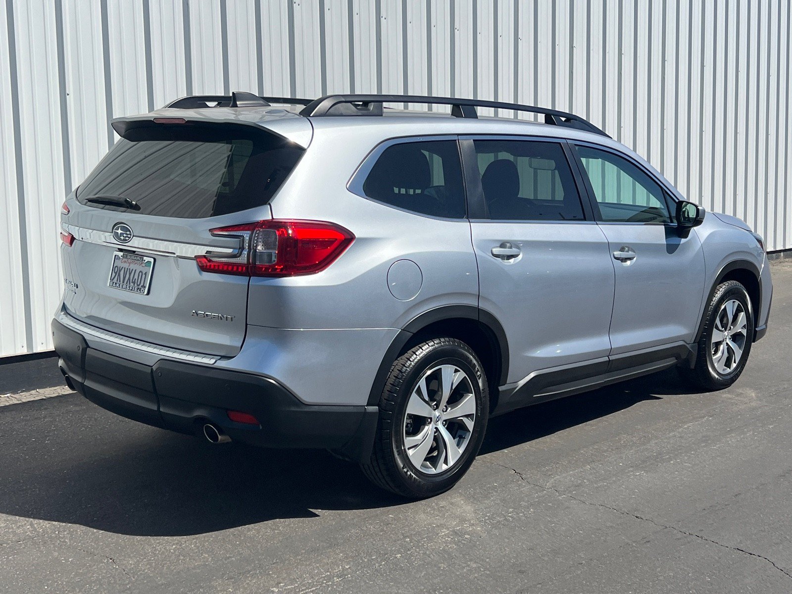 Used 2024 Subaru Ascent Premium w/ Convenience Package AWD/4WD image 6