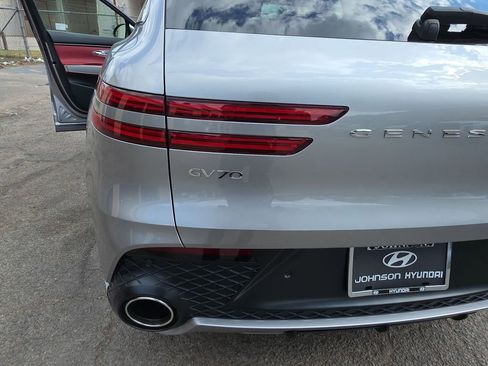 Used 2024 Genesis GV70 3.5T Sport image 40