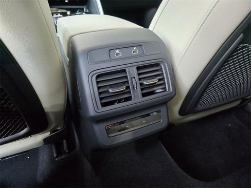 New 2025 Audi Q5 2.0T Premium Plus image 11