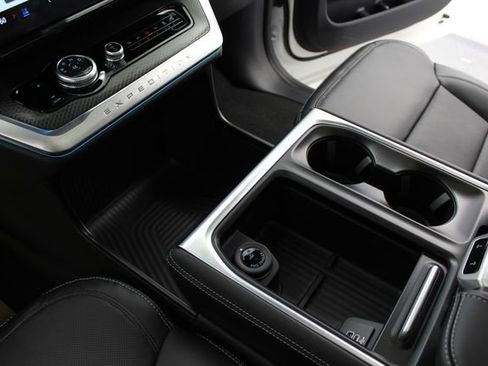 New 2026 Ford Expedition Max Platinum AWD/4WD image 28