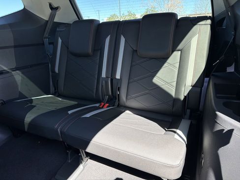 New 2026 Volkswagen Atlas Peak Edition AWD/4WD image 15