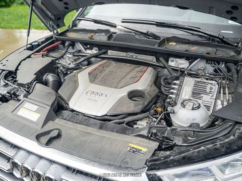 Used 2018 Audi SQ5 Prestige AWD/4WD image 15
