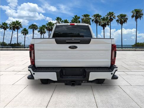 Used 2021 Ford F250 Lariat w/ Lariat Ultimate Package AWD/4WD image 8