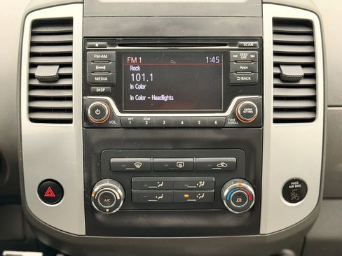 Used 2015 Nissan Xterra S w/ Value Package image 37