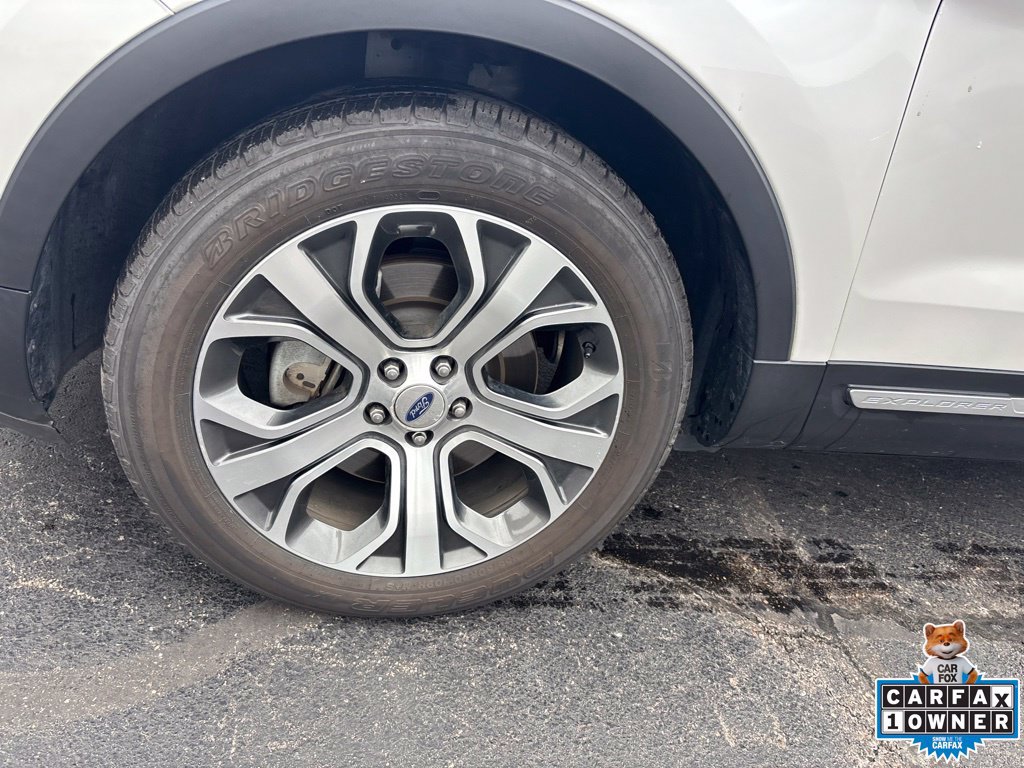 Used 2019 Ford Explorer Platinum AWD/4WD image 9
