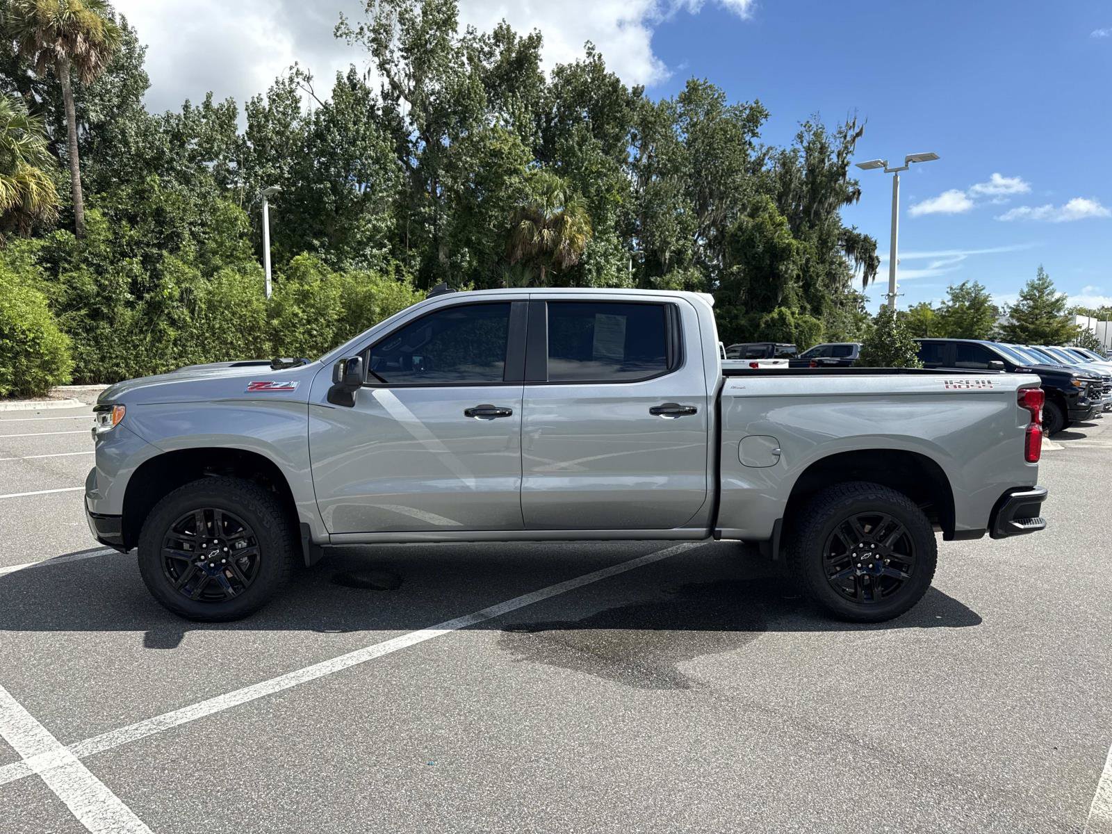 Used 2026 Chevrolet Silverado 1500 LT Trail Boss w/ LT Trail Boss Premium Package AWD/4WD image 6