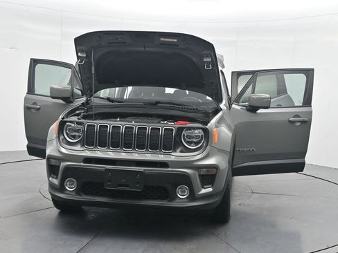 Used 2021 Jeep Renegade Latitude w/ Luxury Group I AWD/4WD image 37