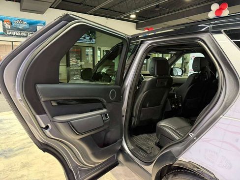 Used 2023 Land Rover Discovery S R-Dynamic AWD/4WD image 37
