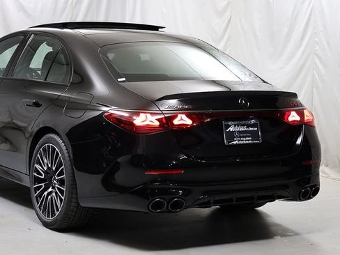New 2026 Mercedes-Benz E 53 AMG e 4MATIC Sedan image 8