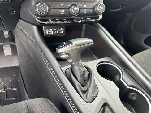 Used 2023 Dodge Durango SXT Launch Edition image 19