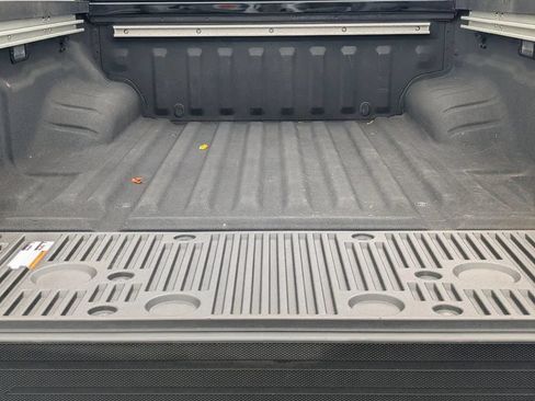 Certified 2024 Nissan Frontier SV w/ Hardbody Edition AWD/4WD image 16