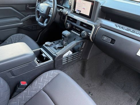 New 2026 Toyota Tacoma SR5 AWD/4WD image 18