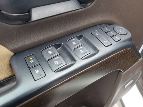 Used 2019 GMC Sierra 3500 Denali w/ Duramax Plus Package image 24