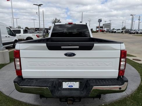 Used 2022 Ford F350 XLT w/ XLT Premium Package image 5