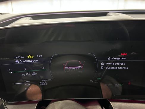 Used 2025 Audi Q6 e-tron Premium Plus w/ Premium Plus AWD/4WD image 11