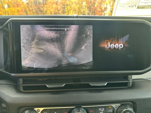 New 2026 Jeep Wrangler Sport S image 20