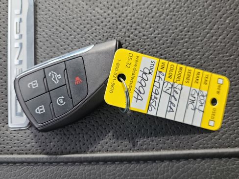 Certified 2024 GMC Sierra 2500 Denali w/ Denali Reserve Package image 43