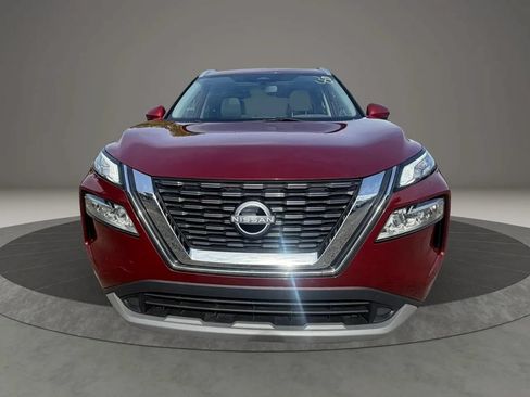 Used 2022 Nissan Rogue SV w/ SV Premium Package AWD/4WD image 2