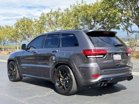 Used 2018 Jeep Grand Cherokee Trackhawk AWD/4WD image 7