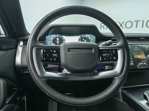 Used 2025 Land Rover Range Rover SE AWD/4WD image 26