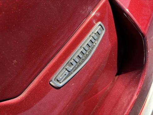 Used 2022 Jeep Grand Cherokee Summit w/ Luxury Tech Group V image 9