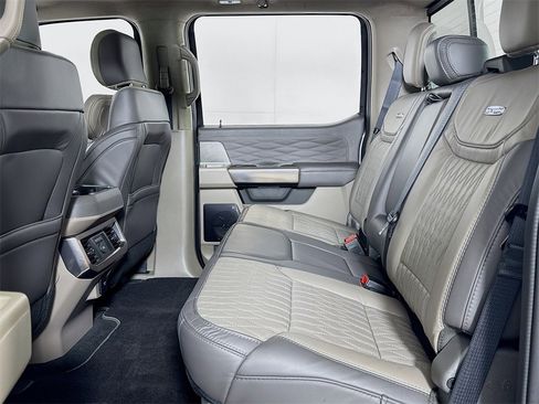 Used 2026 Ford F450 Platinum w/ Platinum Plus Package image 17