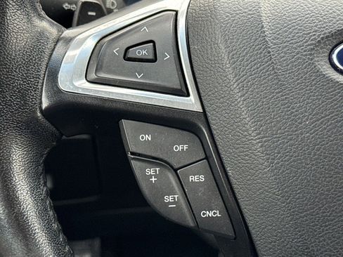 Used 2017 Ford Edge SEL w/ Cargo Accessory Package AWD/4WD image 14