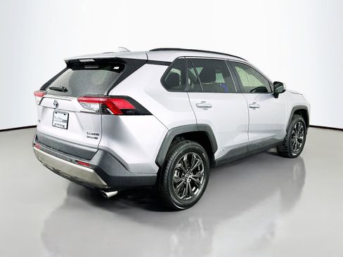 Used 2024 Toyota RAV4 Limited w/ Advanced Technology Package image 7