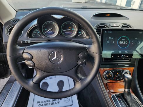 Used 2007 Mercedes-Benz SL 550 image 13