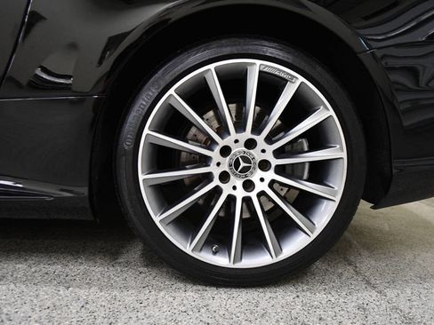 Used 2019 Mercedes-Benz SL 550 image 33