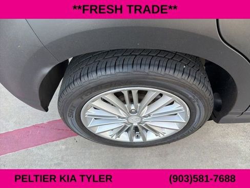 Used 2018 Hyundai Kona SEL w/ SEL Tech Package 02 image 12