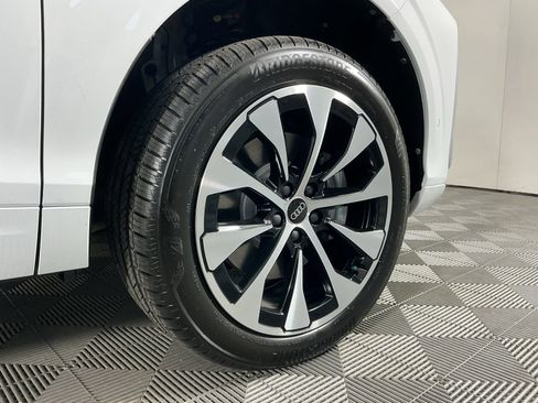 New 2026 Audi Q3 quattro 2.0T image 12