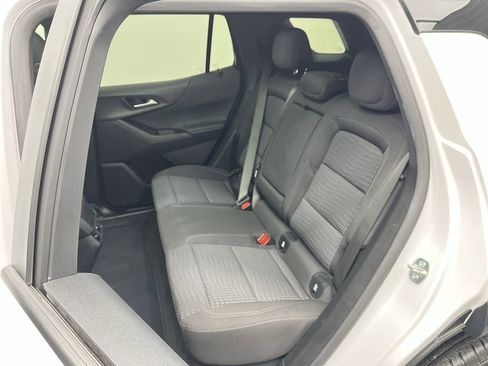 Certified 2025 Chevrolet Equinox LT image 11