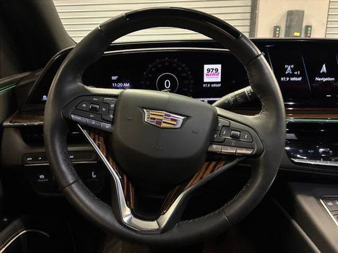 Certified 2024 Cadillac Escalade ESV Premium Luxury w/ Performance Package AWD/4WD image 46