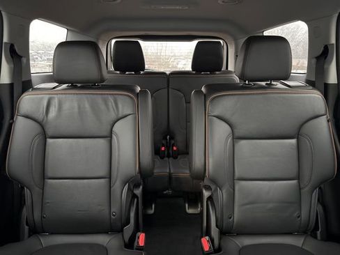 Used 2021 GMC Acadia AT4 w/ Technology Package image 20