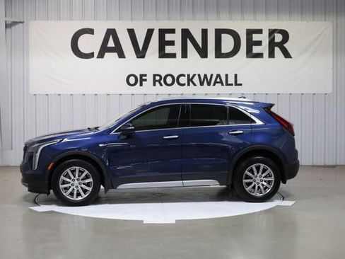 Used 2022 Cadillac XT4 Premium Luxury w/ Technology Package image 4