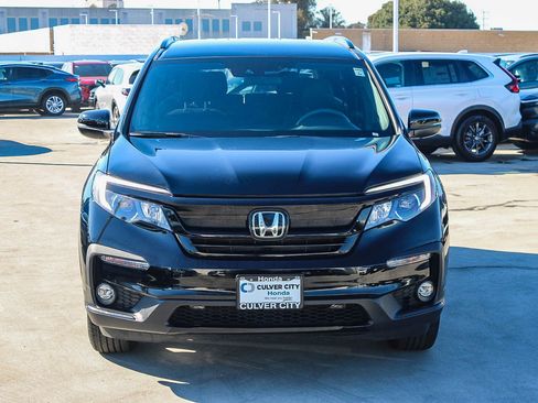 Used 2022 Honda Pilot Sport image 2