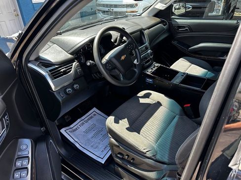 Used 2020 Chevrolet Tahoe 4WD w/ Remote Keyless Entry Package image 8