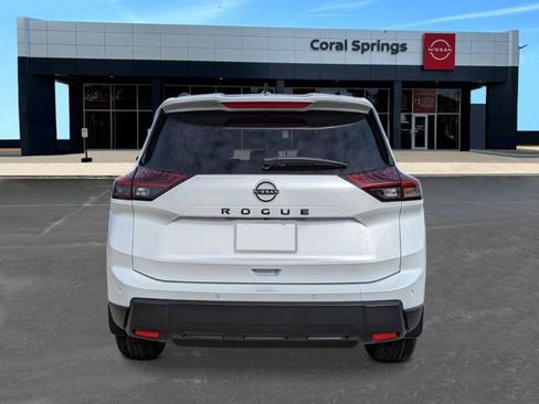 New 2026 Nissan Rogue SV FWD image 4