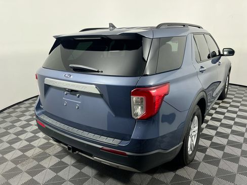 Used 2021 Ford Explorer XLT w/ Equipment Group 202A RWD image 3