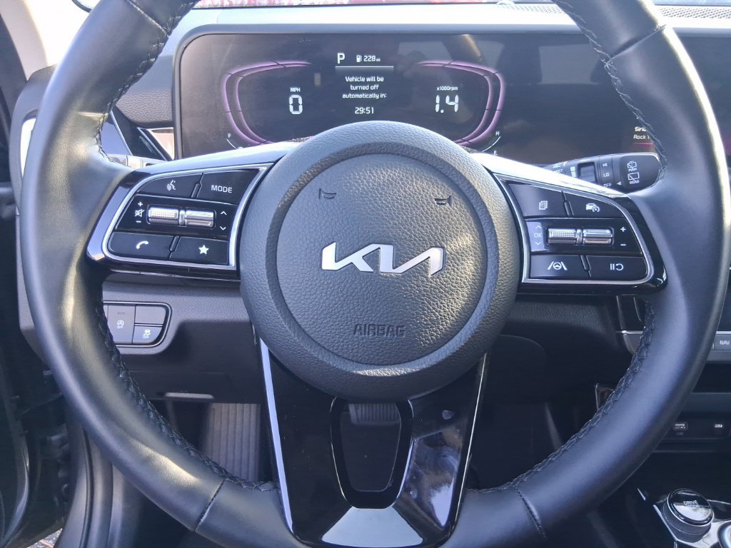 Certified 2025 Kia Seltos S AWD/4WD image 12