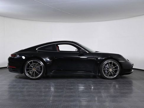 Certified 2022 Porsche 911 Carrera RWD image 8