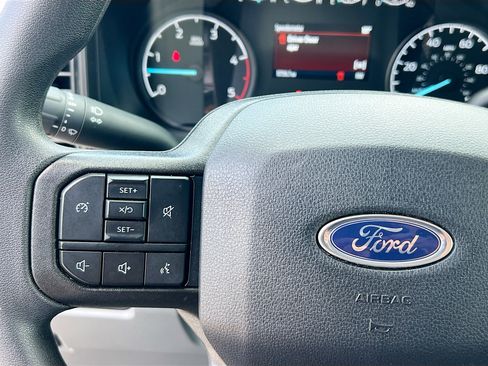 Used 2025 Ford F350 XLT AWD/4WD image 18